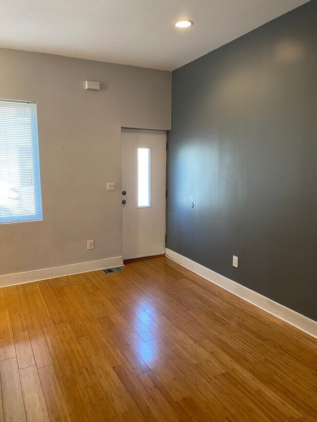 2535 Webb St in Philadelphia, PA - Building Photo - Building Photo