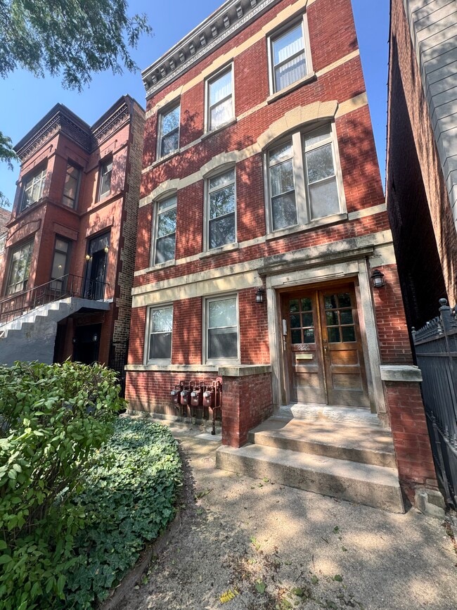 822 S Loomis St, Unit 1