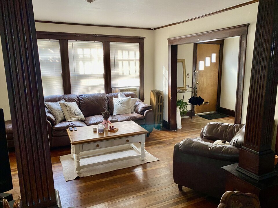 171 Hillside St, Unit 1 in Boston, MA - Building Photo