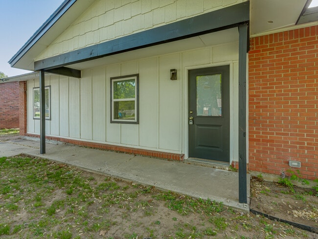 1400 Alan Ln in Midwest City, OK - Building Photo - Building Photo