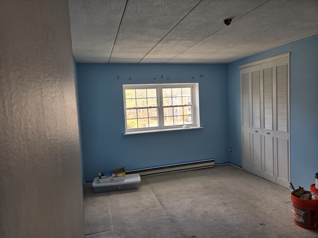 50 Webster St, Unit 408 in Weymouth, MA - Foto de edificio - Building Photo