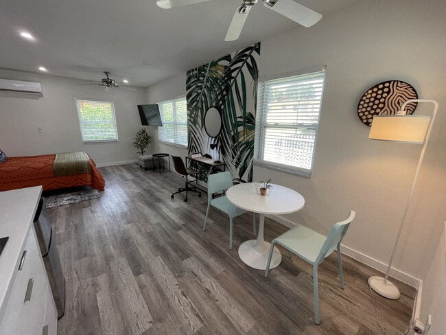 520 NW 11th Ave in Miami, FL - Building Photo - Building Photo
