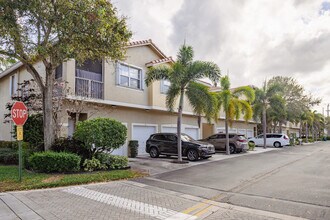 Tequesta Trace Condominium in Jupiter, FL - Building Photo - Building Photo