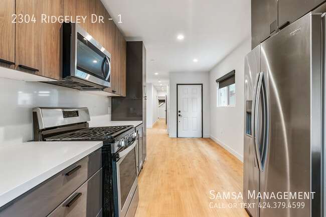 2304 Ridgeley Dr in Los Angeles, CA - Building Photo - Building Photo