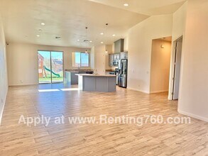 56942 Ivanhoe Dr in Yucca Valley, CA - Building Photo - Building Photo