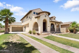14333 W Cypress St in Goodyear, AZ - Building Photo