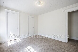 3 Sumner Park in Rochester, NY - Foto de edificio - Building Photo