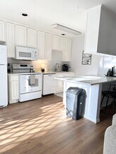 307 Out Yonder in Horseshoe Bay, TX - Building Photo - Building Photo