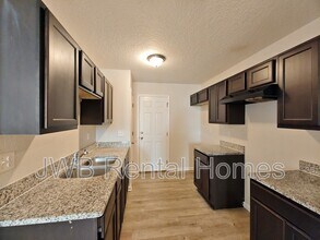 8606 Eaton Ave in Jacksonville, FL - Building Photo - Building Photo