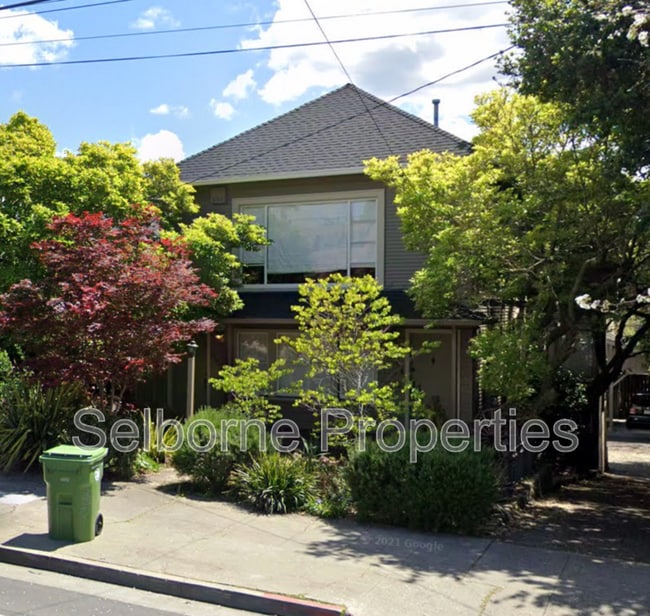 property at 4174 Howe St