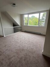 52 Pleasant St, Unit 2 in Lexington, MA - Foto de edificio - Building Photo