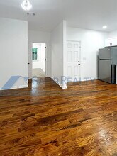 1273 Oakland Terrace SW in Atlanta, GA - Foto de edificio - Building Photo