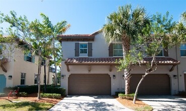 4357 Cascada Cir in Hollywood, FL - Building Photo - Building Photo