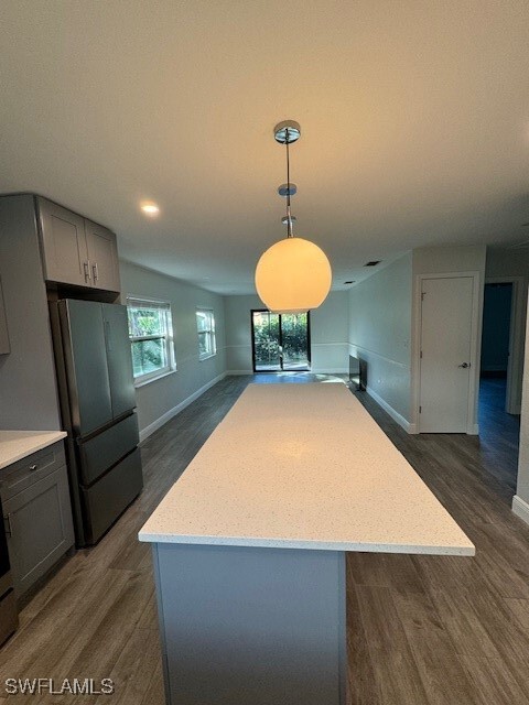 4250 Rita Ln in Bonita Springs, FL - Foto de edificio