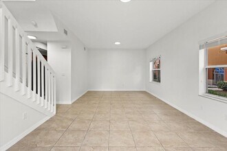 4903 Schooner Dr in Fort Lauderdale, FL - Building Photo - Building Photo