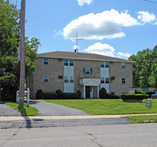 1924 Elm Rd NE Apartments