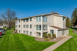 Willow Stream Apartments South in Liverpool, NY - Building Photo - Building Photo