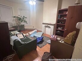 88 Hammond St in Boston, MA - Building Photo