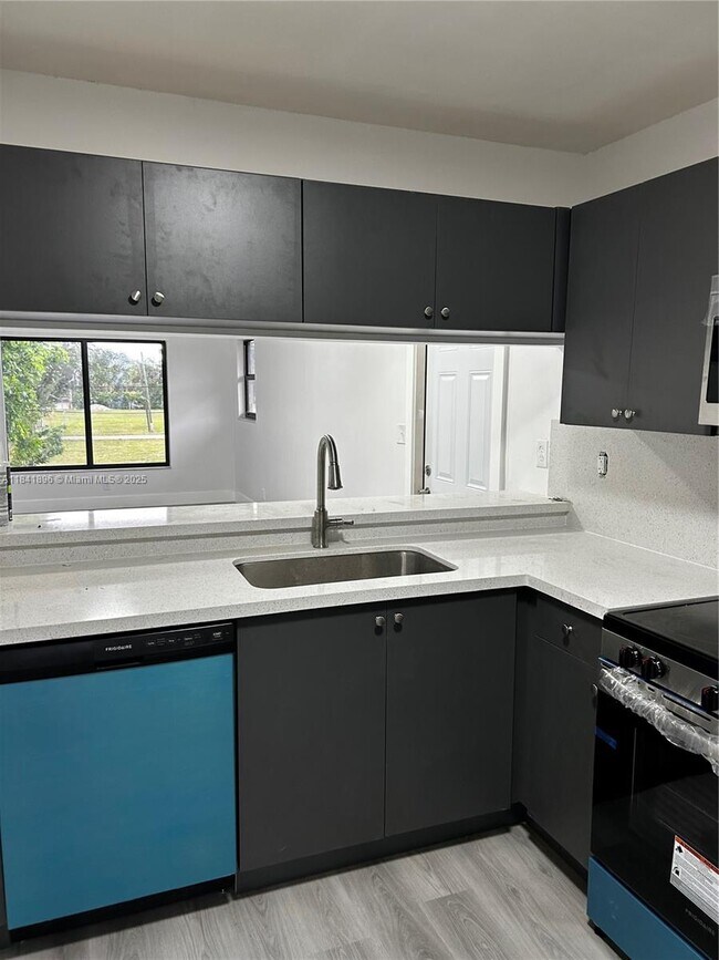 property at 1175 SW 16th Ave