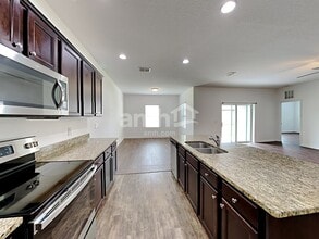 4878 St James Ln in Winter Haven, FL - Foto de edificio - Building Photo