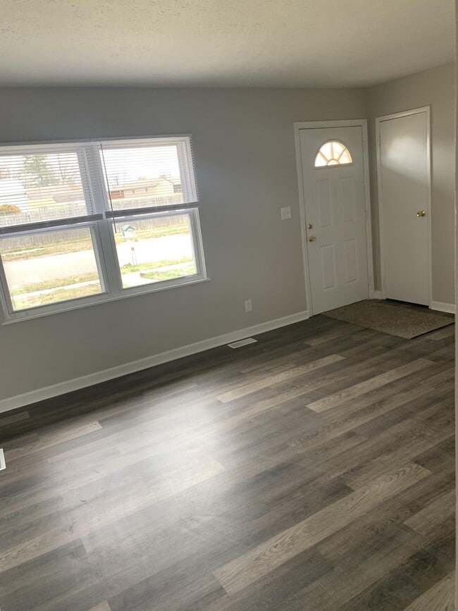 property at 3908 Carpenter Dr