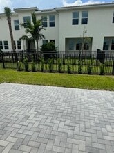 16464 Helix Ct in Westlake, FL - Building Photo - Building Photo