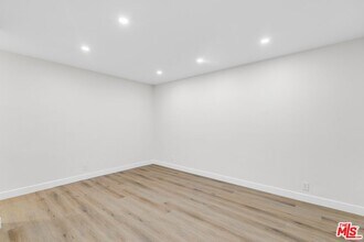 1333 Barry Ave in Los Angeles, CA - Building Photo - Building Photo