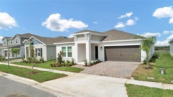 4951 Worchester Dr in Kissimmee, FL - Building Photo