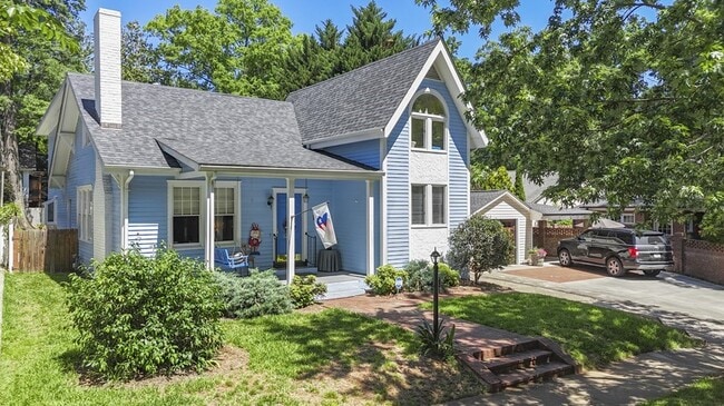 property at 1610 Park Rd