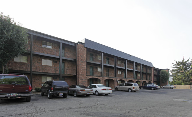 French Quarter in Cincinnati, OH - Building Photo - Building Photo