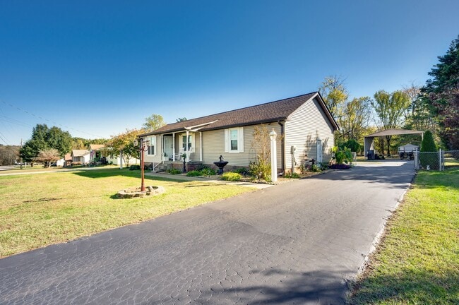 property at 808 Water View Ter