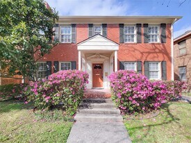 1728 Hawthorne St in Houston, TX - Building Photo