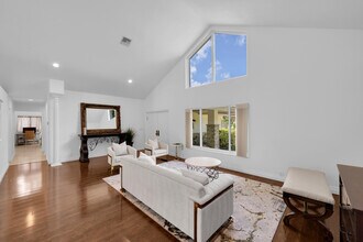 4320 St Charles Way in Boca Raton, FL - Building Photo - Building Photo