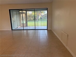 4817 Vilabella Dr in Sebring, FL - Building Photo - Building Photo