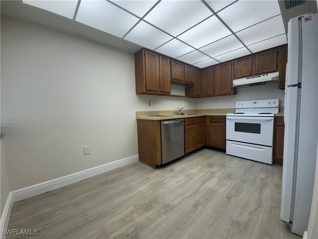 property at 1530 Mainsail Dr