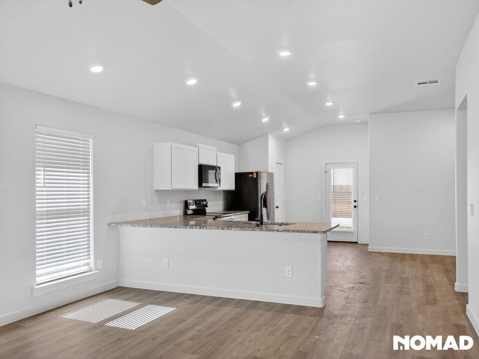 2160 Langford Ave in Lubbock, TX - Building Photo