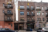 83 E 18th St in Brooklyn, NY - Foto de edificio - Building Photo