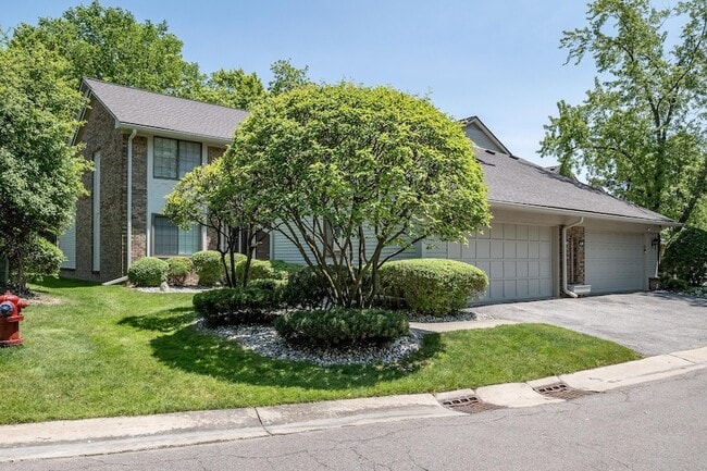 property at 6979 Pebble Creek Woods Dr