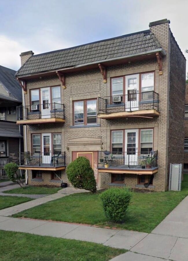 property at 3390 E 149th St