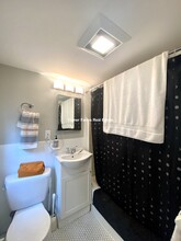 10 Smith Ave, Unit 2R in Somerville, MA - Building Photo - Building Photo