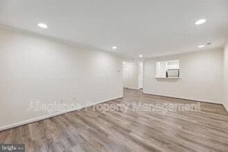 20604 Cornstalk Terrace in Ashburn, VA - Building Photo - Building Photo
