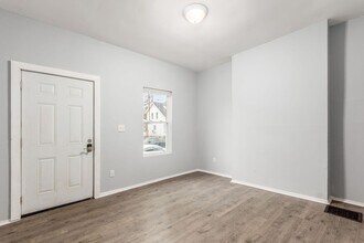 673-675-675 Stanley Ave in Columbus, OH - Building Photo - Building Photo