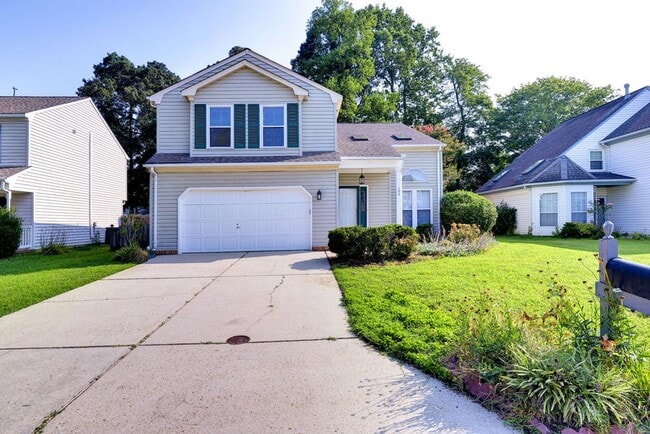 104 Crimson Ct in Yorktown, VA - Foto de edificio - Building Photo