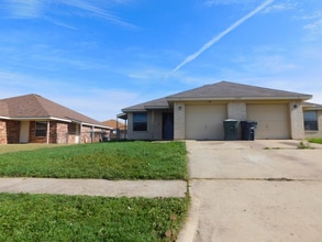 2803 Alma Dr in Killeen, TX - Building Photo - Building Photo