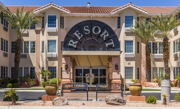 555 Highland Dr, Unit 121 in Mesquite, NV - Foto de edificio - Building Photo