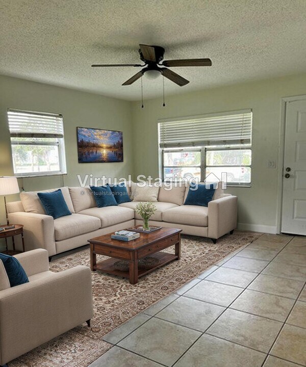 320 Northeast Boulevard N in St. Petersburg, FL - Building Photo