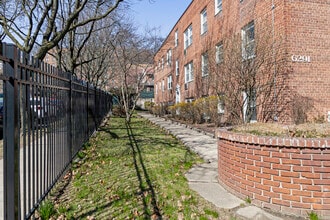 Riverdale Commons Litigated in Riverdale, NY - Building Photo - Building Photo