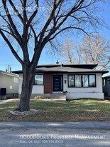 159 Froom Crescent in Regina, SK - Building Photo