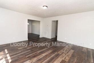 506 Deck Dr in Rocky Face, GA - Foto de edificio - Building Photo