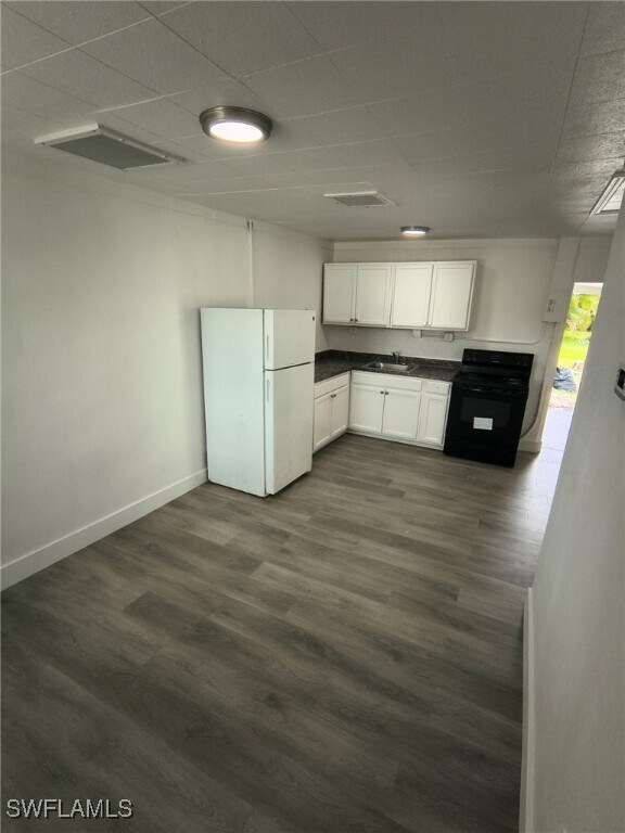 3343-3347-3347 Dora St in Ft. Myers, FL - Foto de edificio - Building Photo